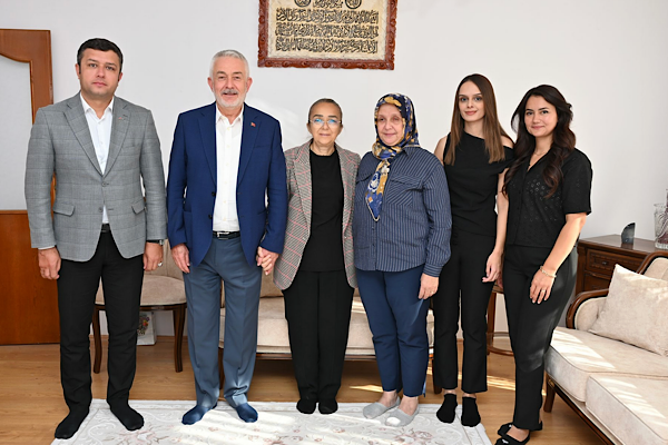 Başdeğirmen Çifti, Gülşen Savcı’yı ziyaret etti