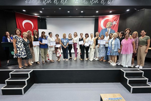 Konak’ın kadın muhtarları Yeşil Lider oldu