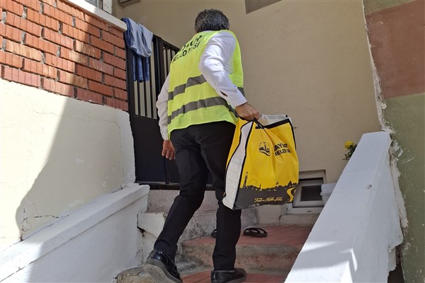 Bayburt Belediyesi, yaşlı vatandaşlara yönelik çalışmalarına devam ediyor