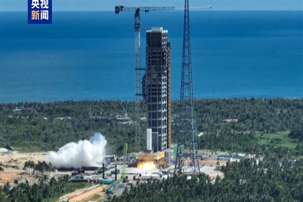 Çin, Uzun Yürüyüş-10 roketinde ikinci statik ateşleme testini tamamladı