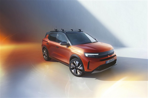 Opel Frontera hayatı kolaylaştıran aksesuarları ile daha pratik ve sağlam