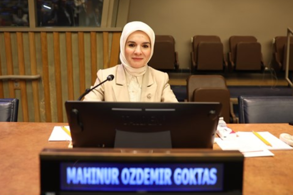 Bakan Göktaş: Nar Hasbihal Restaurant’a “Aile Dostu” ünvanını takdim ettik