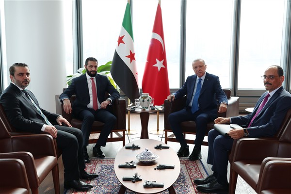 Cumhurbaşkanı Erdoğan, Suriye Cumhurbaşkanı Şara ile görüştü