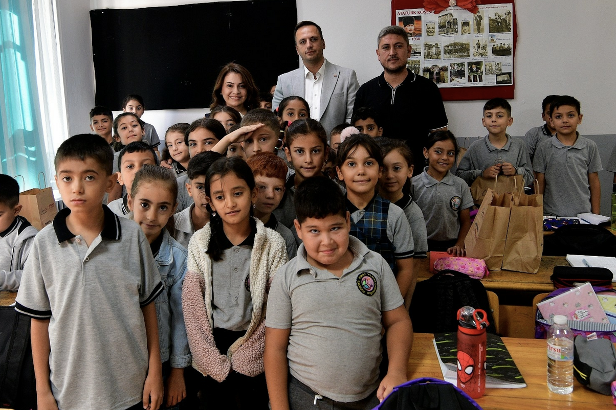 Bornova’dan öğrencilere beslenme desteği