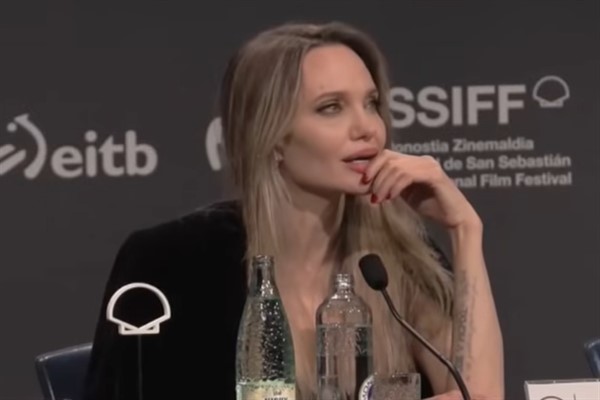 ABD’li ünlü oyuncu  Angelina Jolie: Ülkemi tanıyamıyorum