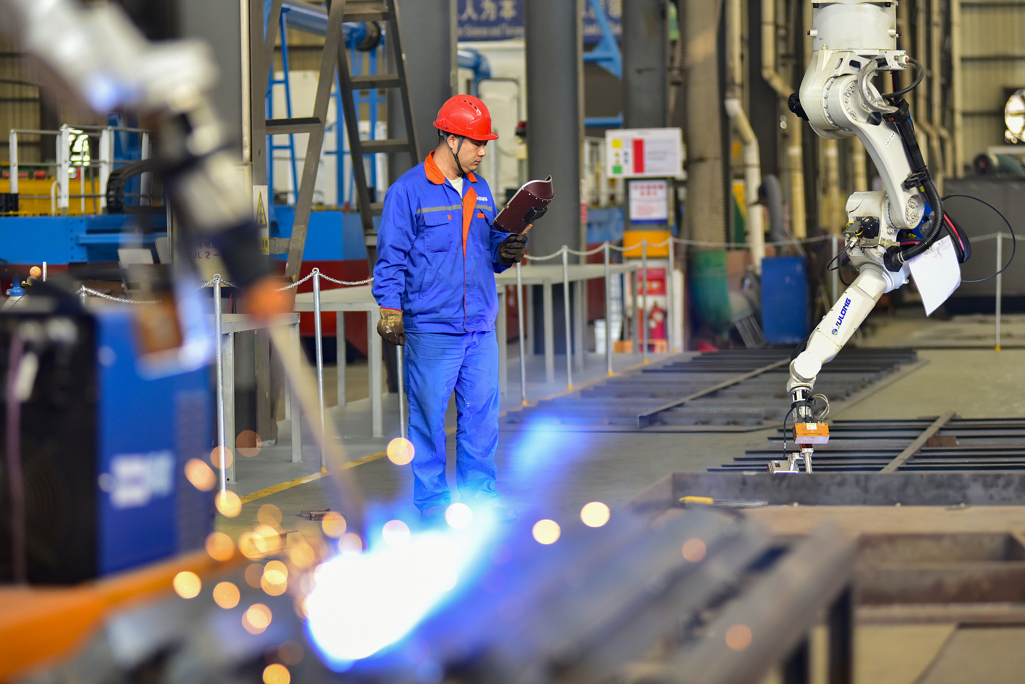Çin’de önde gelen sanayi işletmelerin karında yüzde 0,9’luk artış