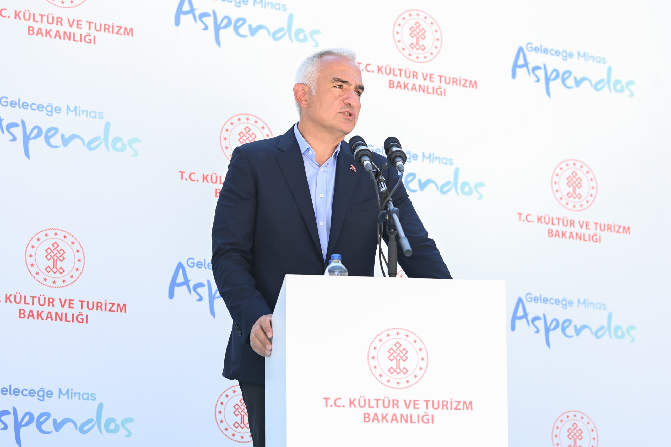 Bakan Ersoy, Sırbistan Turizm ve Gençlik Bakanı Memiç ile görüştü