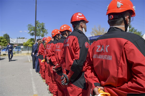 Ankara Zabıtası Arama Kurtarma ekibi göreve başladı