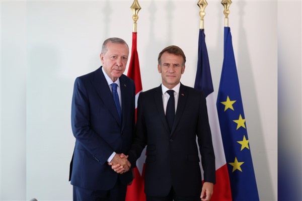 Cumhurbaşkanı Erdoğan, Fransa Cumhurbaşkanı Macron ile görüştü