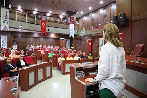İzmit Belediyesi Yerel Eşitlik Eylem Planı değerlendirildi