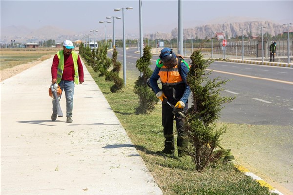 Van Büyükşehir Belediyesi, peyzaj çalışmalarına devam ediyor