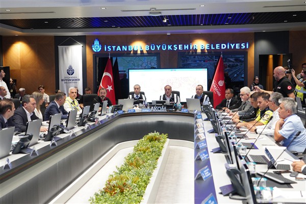 Başkan Vekili Aslan: Aldığımız tedbirlerle trafik sorunsuz şekilde akıyor