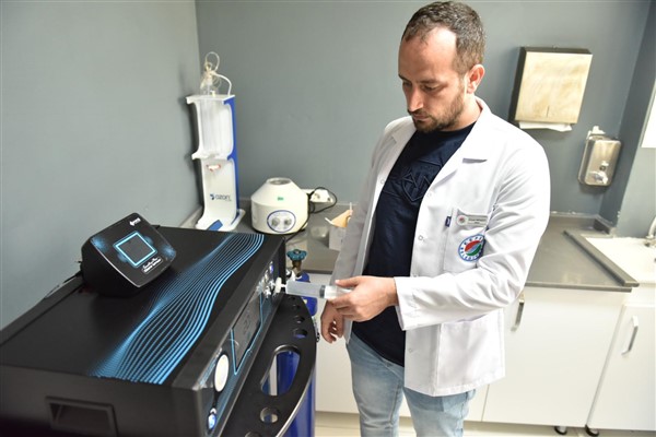 Kepez Belediyesi Sağlık Merkezi’nde ozon tedavisi ilgi görüyor