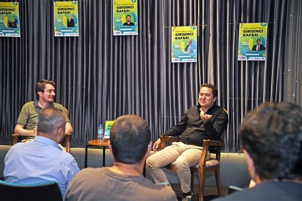 Osmangazi’de girişimcilerden gençlerle söyleşiler