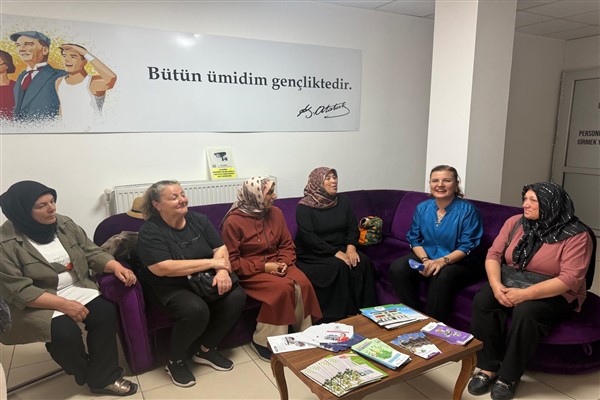 Başkan Hürriyet, tüm İzmitlileri yaşam merkezlerine davet etti