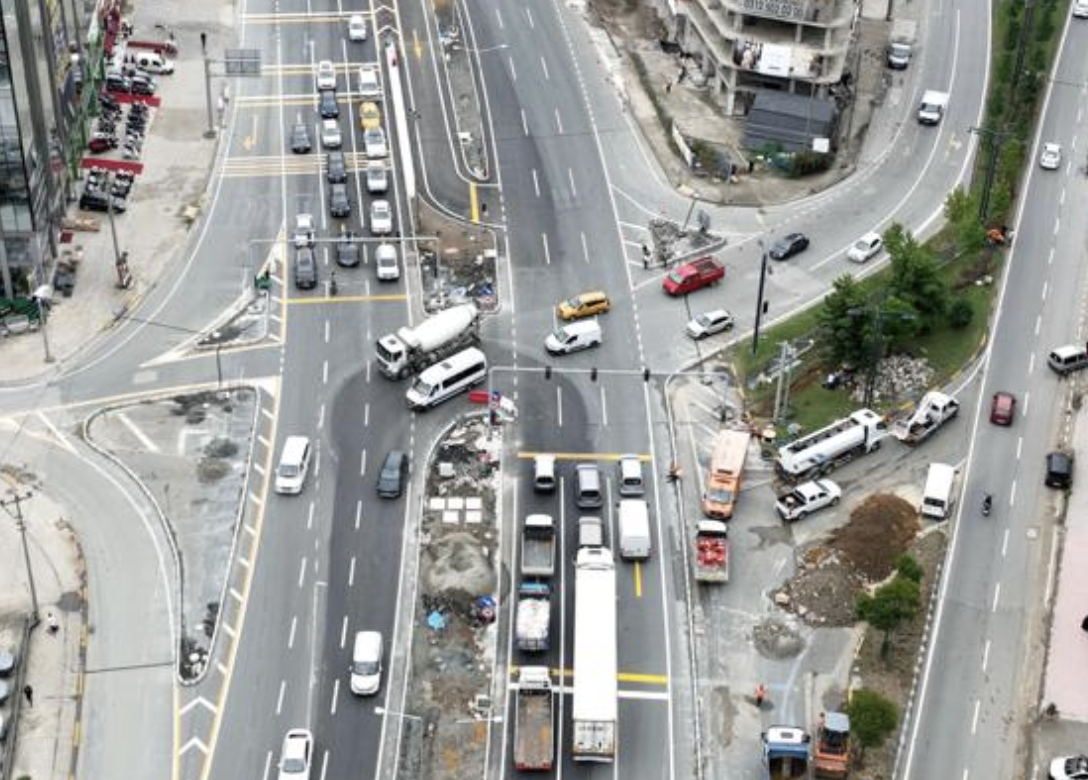 Genç: Yomra kavşağında trafik yoğunluğu azalacak