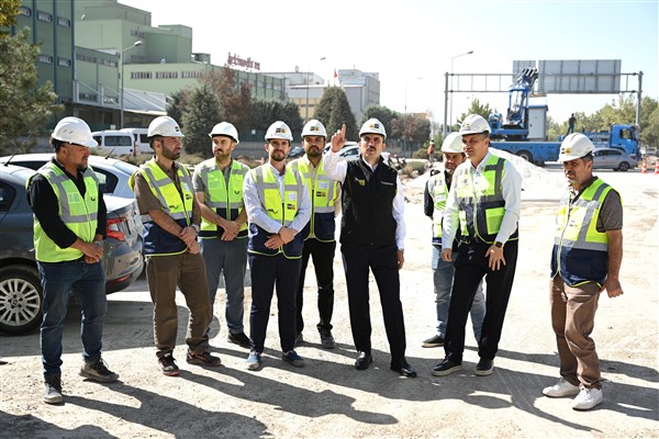 Başkan Altay, Marangozlar Köprülü Kavşağı’nda sürdürülen çalışmaları inceledi