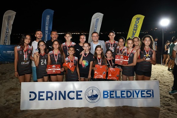 Derince’de Plaj Voleybolu Turnuvası sona erdi