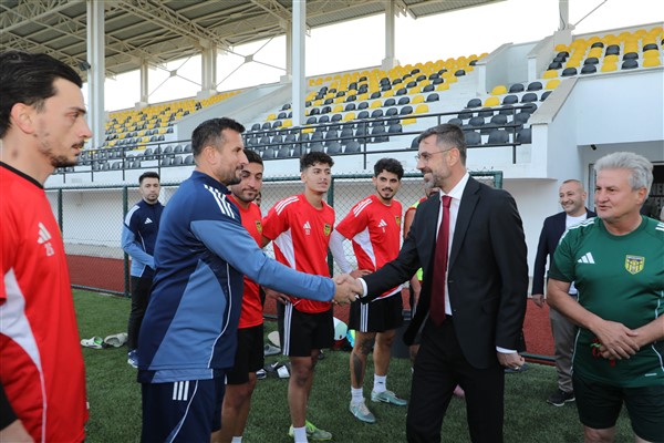 Başkan Tanğlay, Bitlis Spor’u ziyaret etti