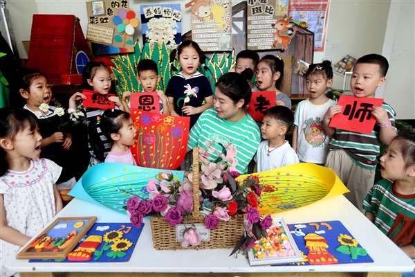 Xi Jinping’den Öğretmenler Günü mesajı