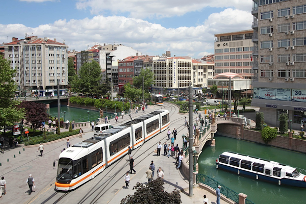 Eskişehir’de gece tramvay seferleri 3 gün durdurulacak