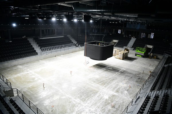 Çayırova’nın yeni spor salonunda çalışmalar tamamlanıyor