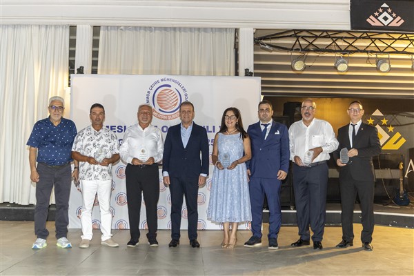 Başkan Seçer, ÇMO Mersin Şubesi’nin Gala Gecesi Programı’na katıldı