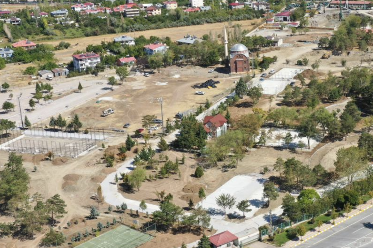 Van’da Millet Bahçesi yapımı sürüyor