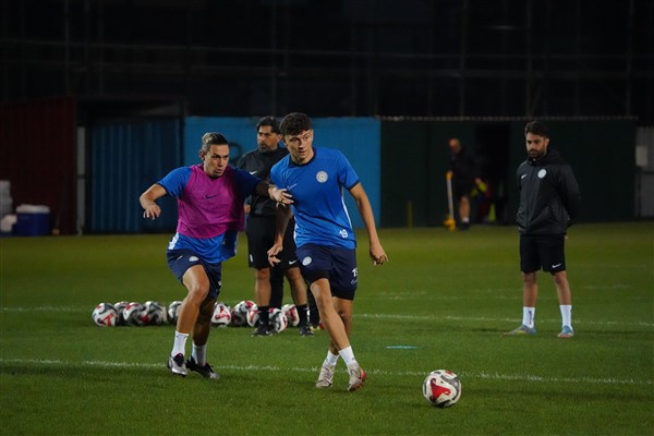 Çaykur Rizespor, Gençlerbirliği maçı hazırlıklarına başladı
