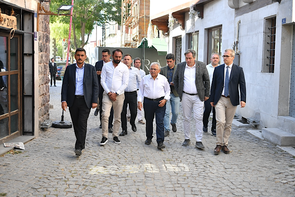 Tavukçu  Mahallesi’nde 2. ve 3. etap .alışmaları incelendi