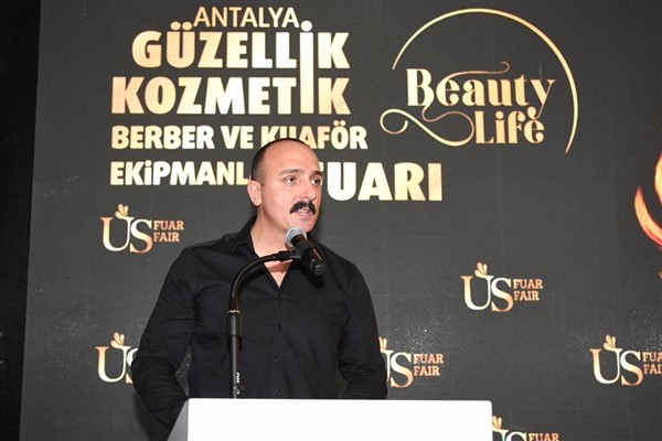 Başkan Kotan, Kozmetik Fuarı’na katıldı