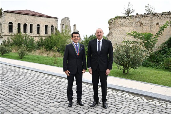 Aliyev, ICESCO Genel Direktörü Melik’i kabul etti