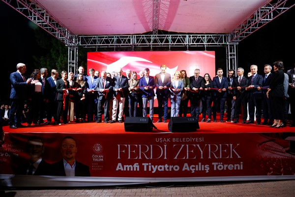 Ferdi Zeyrek Amfi Salonu açıldı