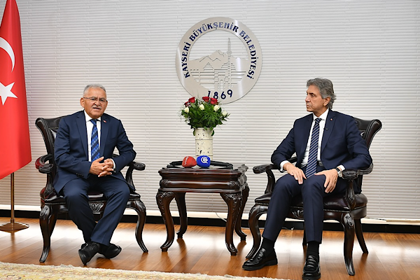 Başkan Büyükkılıç, AK Parti Genel Başkan Yardımcısı Demir’i ağırladı