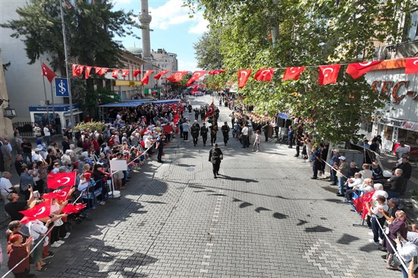 Edremit’in kurtuluşu, düzenlenen törenle kutlandı