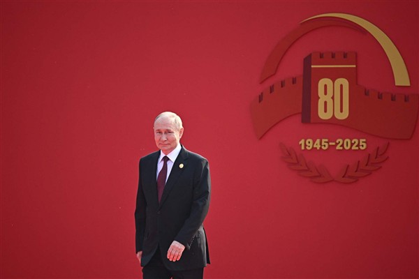 Putin’den Çin’e övgü