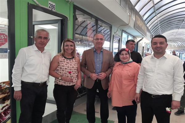 Başkan Yapar, Antakya esnaflarını ziyaret etti