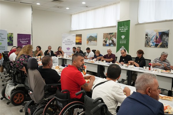 Kayapınar Belediyesi’nden engelli dernek ve kurumlarıyla toplantı