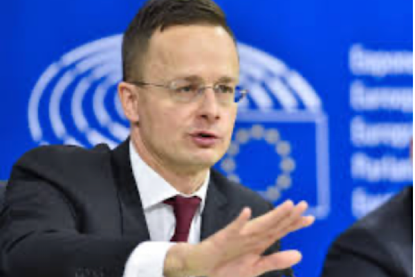 Macaristan, Trump’ın NATO talebine rağmen Rus petrolü alımını durdurmayı reddediyor