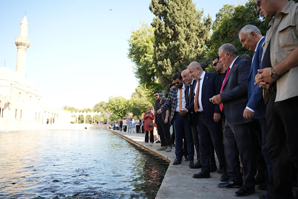Özdağ’dan Şanlıurfa temasları