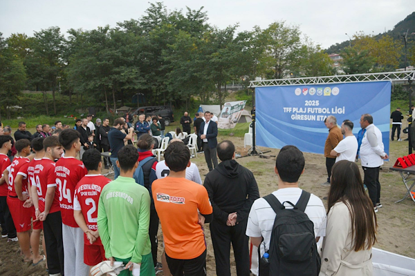 Giresun plaj futbolu turnuvasında şampiyon Sahilspor