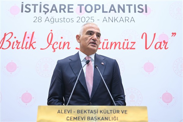 Bakan Ersoy: Dalış turizmiyle Gelibolu’nun şanlı destanına tanıklık ediyoruz