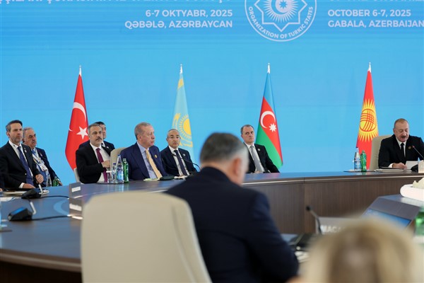 Erdoğan: Türk dünyası, bölgemizin istikrar ve güvenliğinde daha etkin rol üstlenmeli