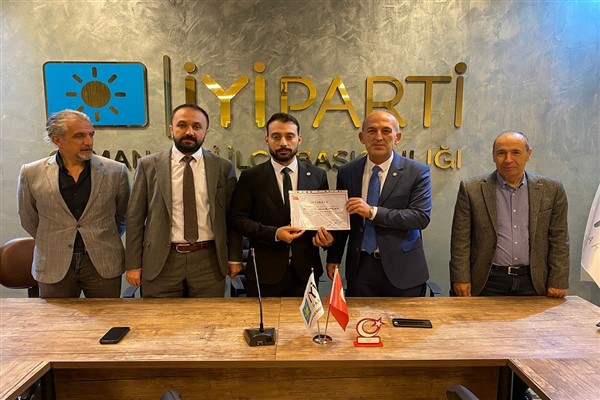 Bozkurt, İYİ Parti Osmangazi İlçe Başkanlığı görevine başladı