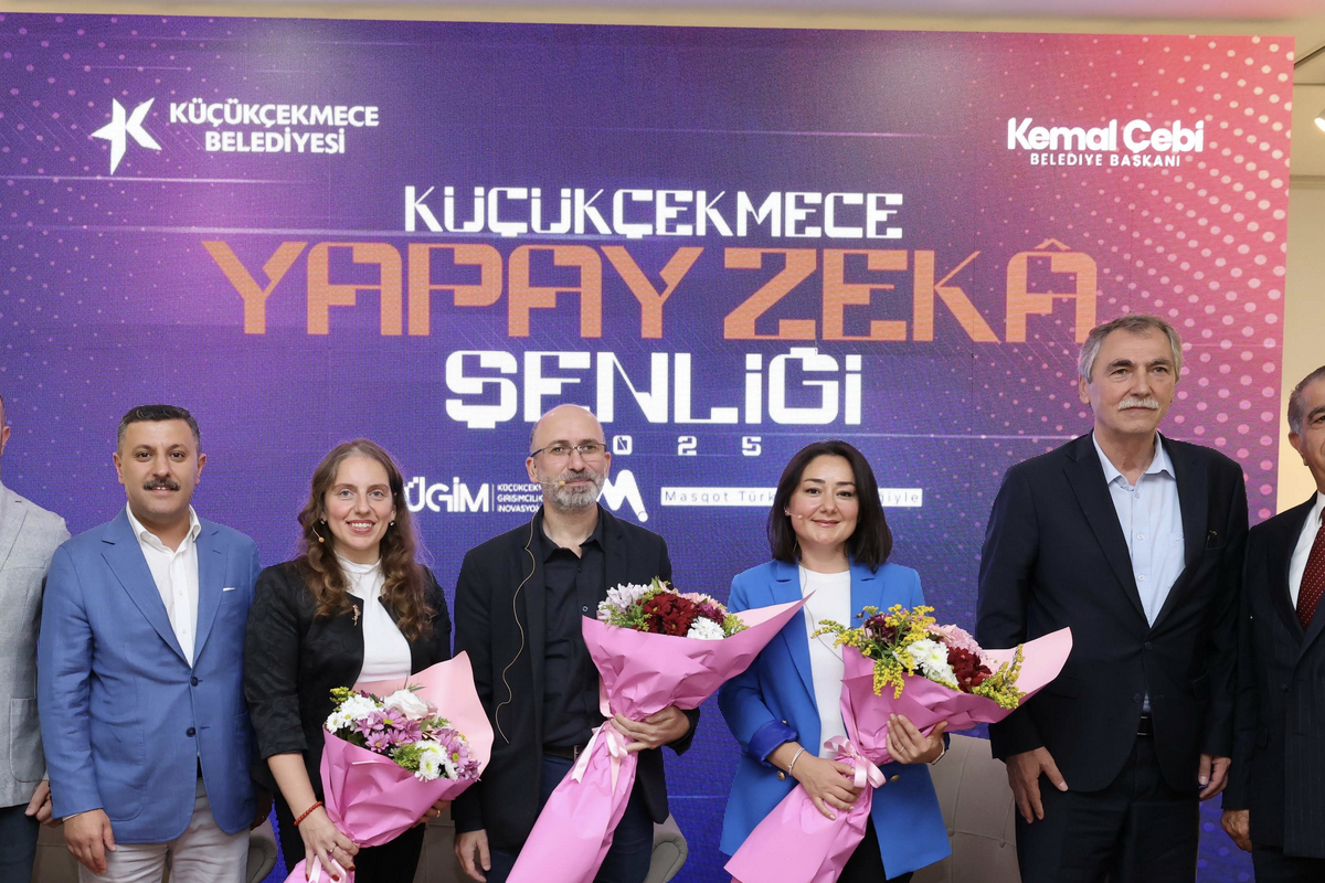 Küçükçekmece’de Yapay Zeka Şenliği yapıldı