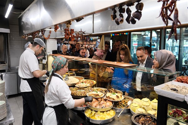 Gastro İnegöl, Osmanlı Mutfağı günü konseptiyle misafirlerini ağırladı