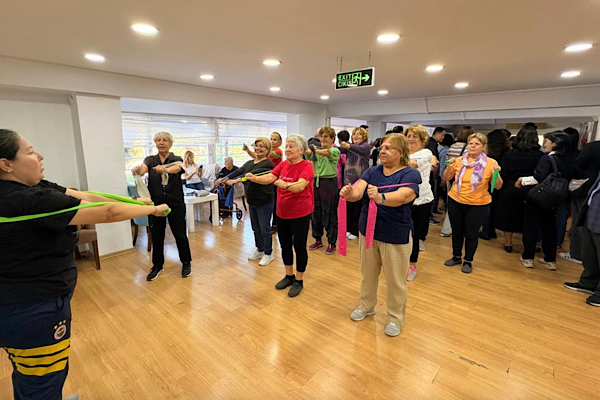 Güney Kore heyeti, ”Yaşlı Dostu İzmir” uygulamalarını inceledi