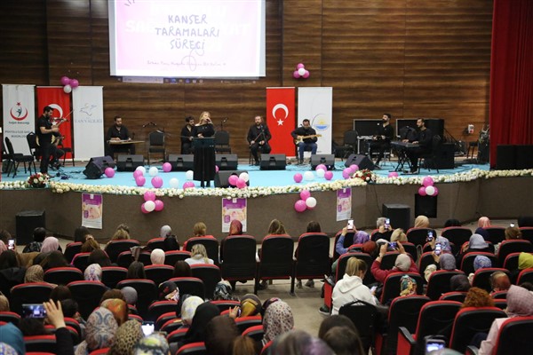 Van’da 1-31 Ekim Meme Kanseri Farkındalık Ayı kapsamında program düzenlendi