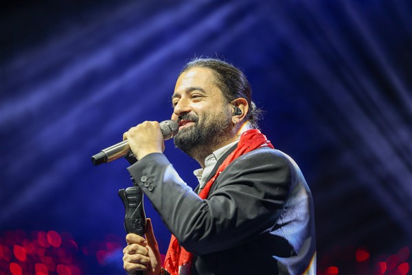 Koray Avcı, Bakırköy’de sahne aldı