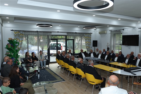 Ulu Çınarlar Merkezi’ne Hollandalı akademisyenlerden ziyaret